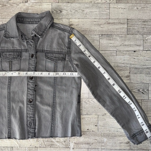 Vintage Youth, Custom, Pop Art, Distressed Fitted Jean Jacket - Picture 10 of 16